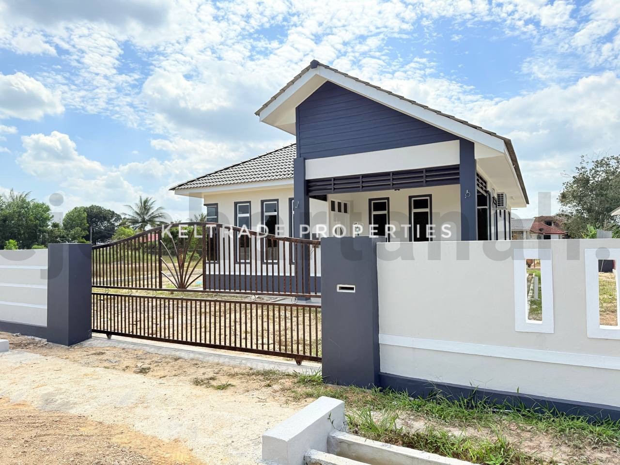 Rumah Banglo Design Moden 1 Tingkat Di Banggol Kemunting, Tanah Merah