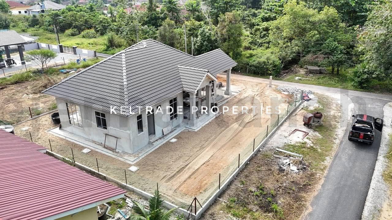 Rumah Banglo Moden 1 Tingkat, Di Pasir Genda, Cap Rimau, Tanah Merah.