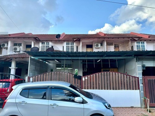 RUMAH TERES 2 TINGKAT DI TAMAN SAKINAH, PADANG BONGOR KOTA BHARU