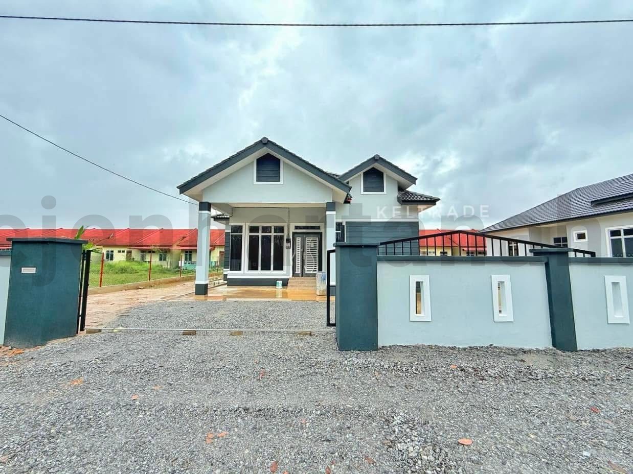Banglo Moden 1 Tingkat Di Kg. Chawas, Tanah Merah. Untuk Dijual