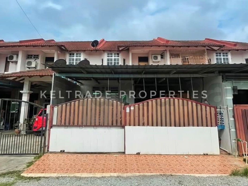 Teres 2 tingkat renovated di Taman Sakinah, Tanjong Chat