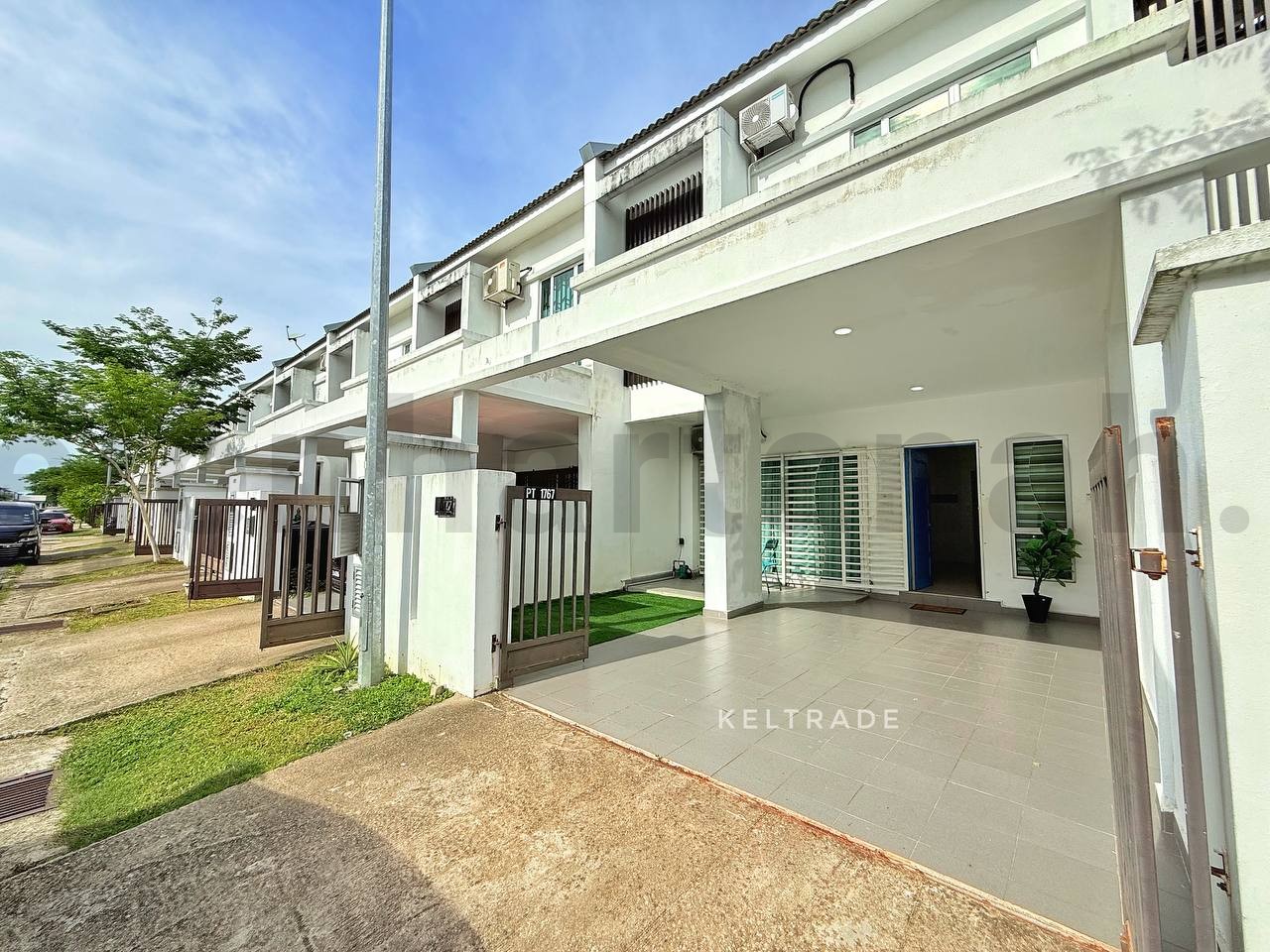 RUMAH TERES 2 TINGKAT KOTA SERIBONG FULLY FURNISHED SIAP ADA KOLAM MANDI
